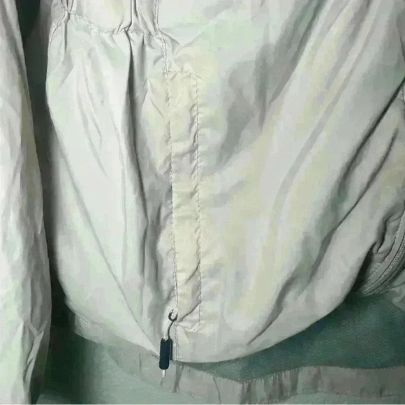 New Balance Jacket Med - Picture 2 of 9